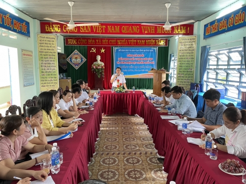 Đoàn đánh giá ngoài của Sở GD&ĐT tỉnh Quảng Nam làm việc tại Trường Tiểu học Quế Xuân 2